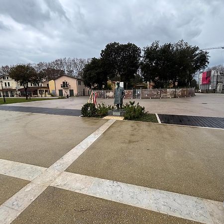 Casa Ceragioli Villa Viareggio Bagian luar foto